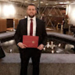 Meet your Posher, Ali